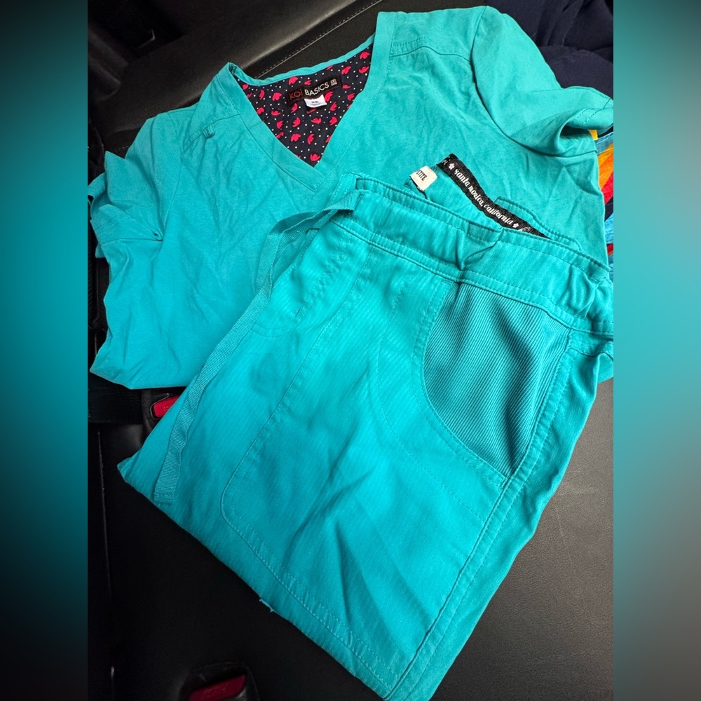 Koi Teal scrubs Set XS